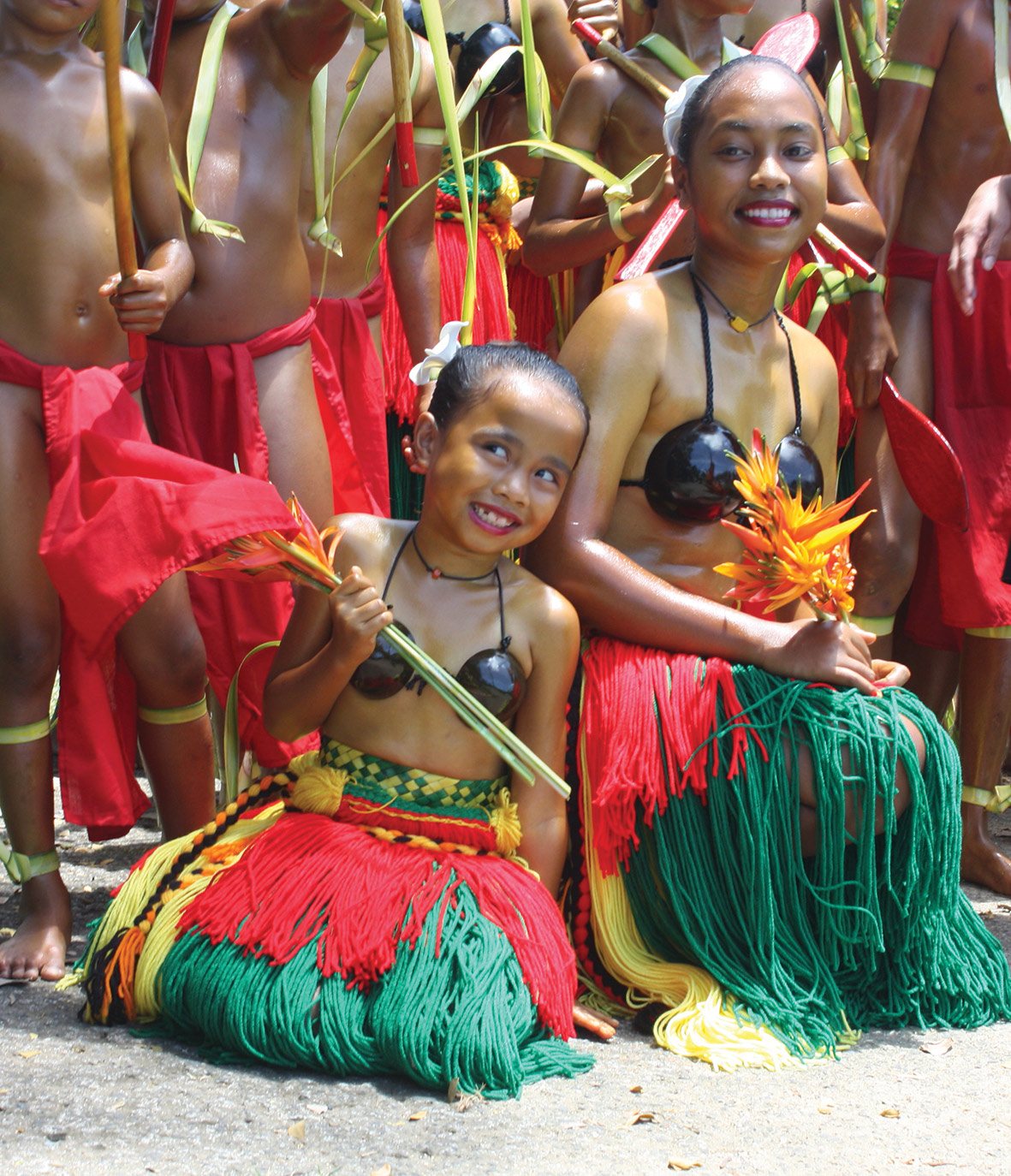 Micronesia-Traditional-Dancers – Paradises