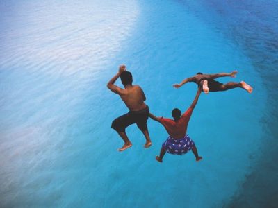 samoa diving into manu's island harbor