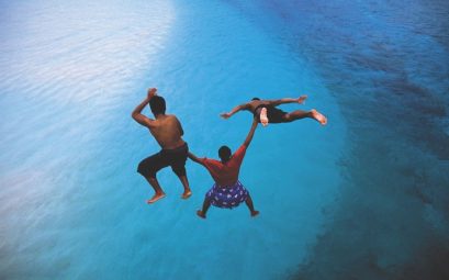 samoa diving into manu's island harbor