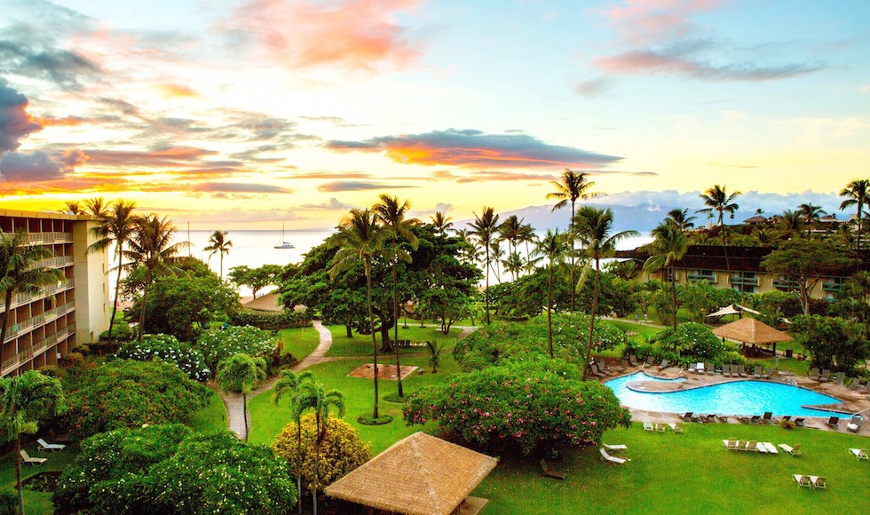 hawaii maui kaanapali beach hotel ocean view room lanai view